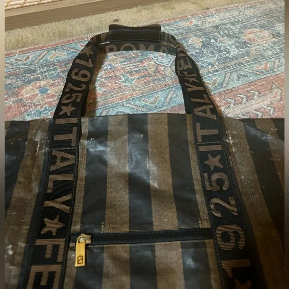 SOLD❤️ FENDI Roma Pequin Stripe Coated Canvas Duffle/ Travel/ Weekender Bag XL - Picture 5 of 13